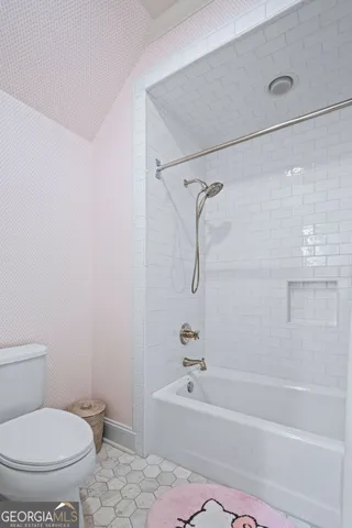 $1,375,000 | 6207 East Forest Lake Drive, Tifton, GA 31794