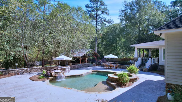 $1,375,000 | 6207 East Forest Lake Drive, Tifton, GA 31794