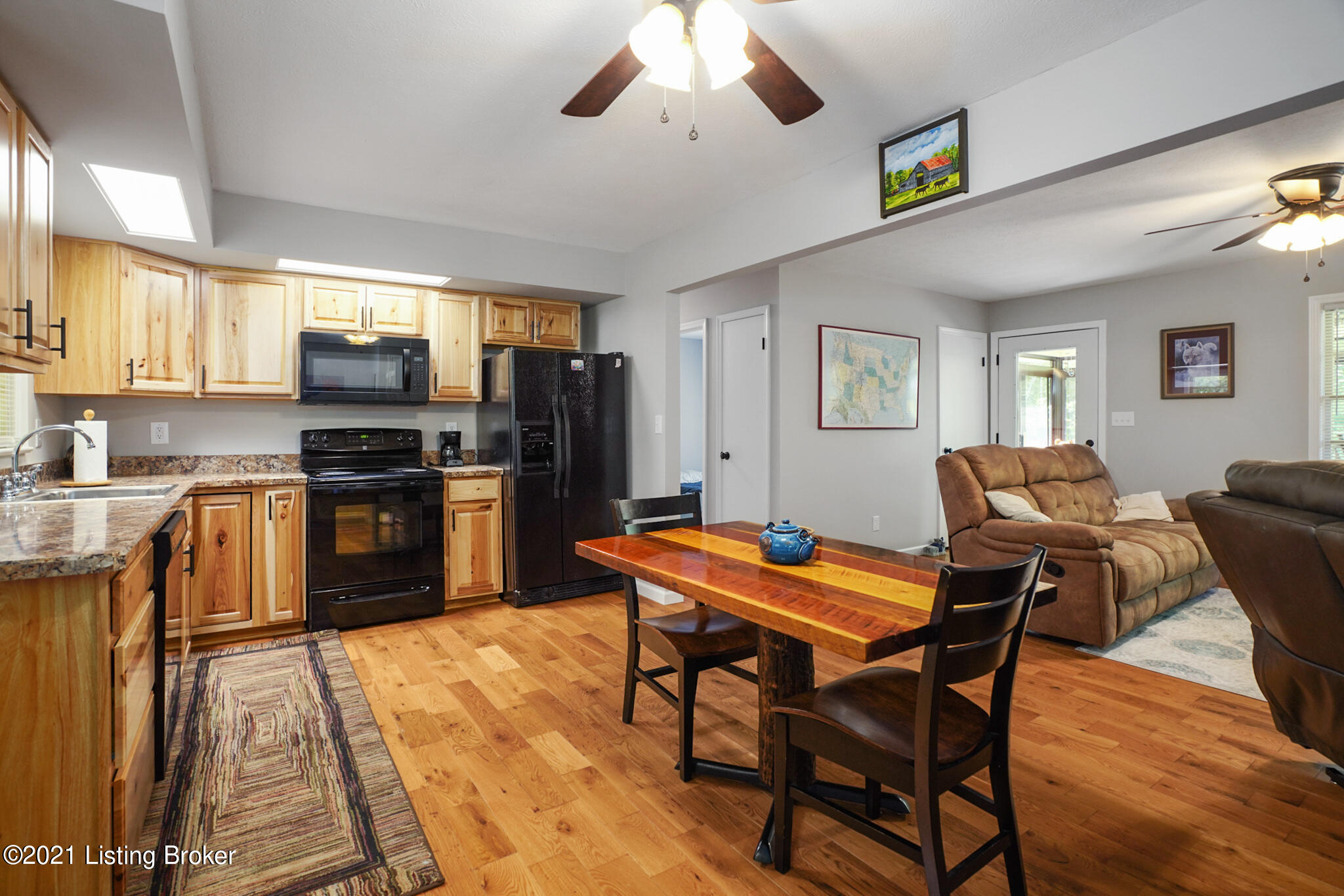 454 Wolfe Road Louisville, KY 40272 - Photo 8 of 39 006-454-6