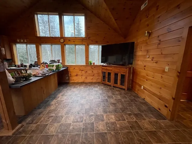 $399,000 | 1736 Grimes Road, Lyndon, VT 05819