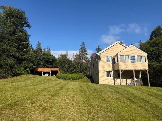 $399,000 | 1736 Grimes Road, Lyndon, VT 05819