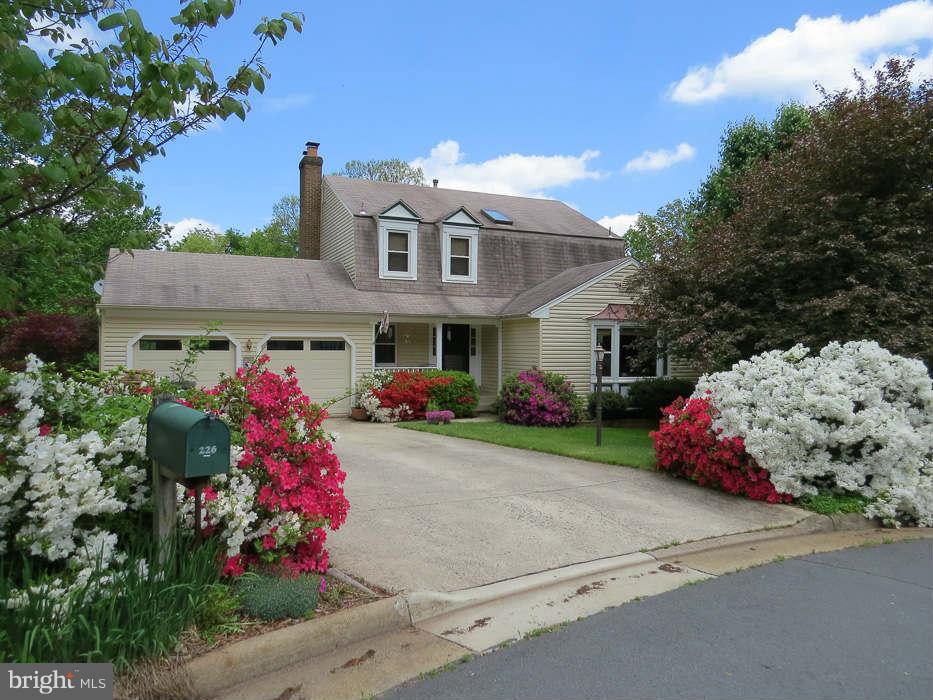 226 Environs Road Sterling, VA 20165 - Photo 1 of 21 Exterior (Front)