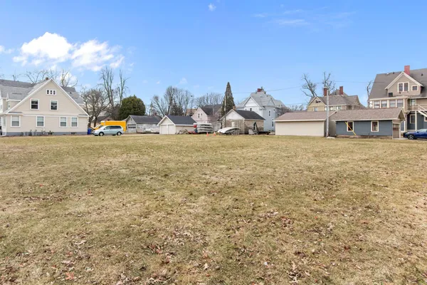 $300,000 | 229 North Union Street, Appleton, WI 54911