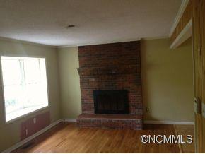 36 Mockingbird Road Swannanoa, NC 28778 - Photo 7 of 13 Gallery Image 7