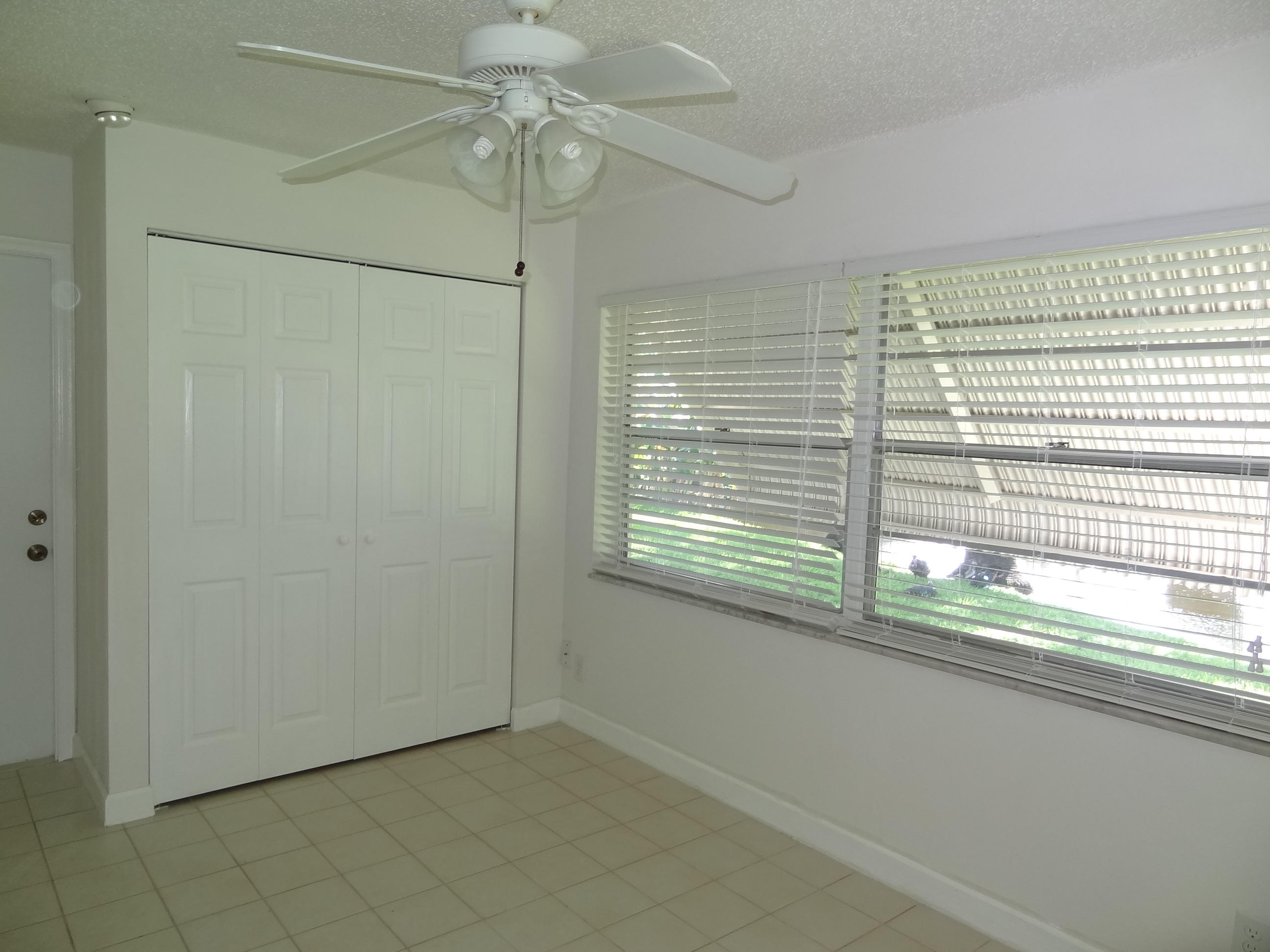 9805 Alaska Circle Boca Raton, FL 33434 - Photo 13 of 23 DSC09146