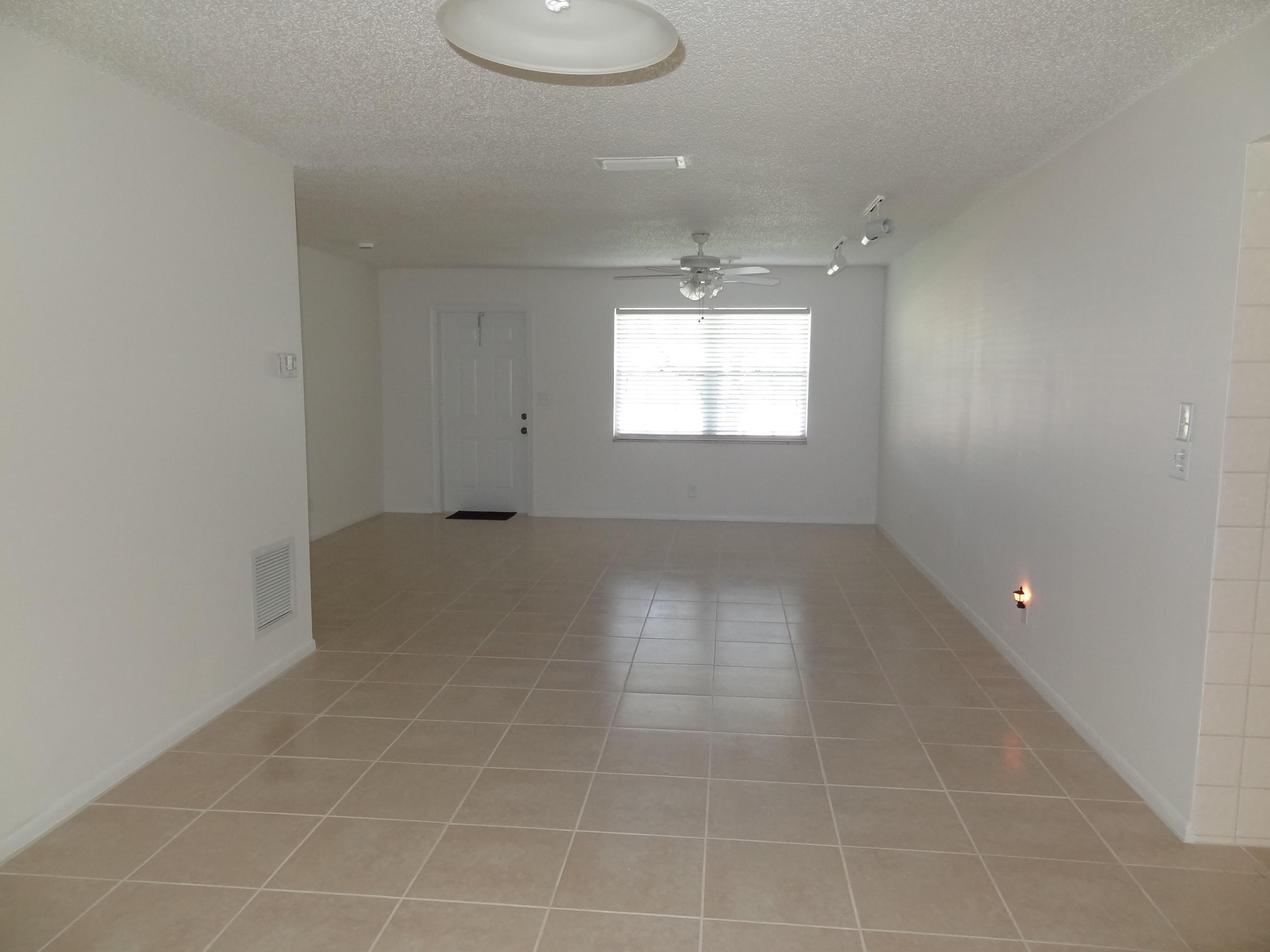 9805 Alaska Circle Boca Raton, FL 33434 - Photo 14 of 23 DSC09147