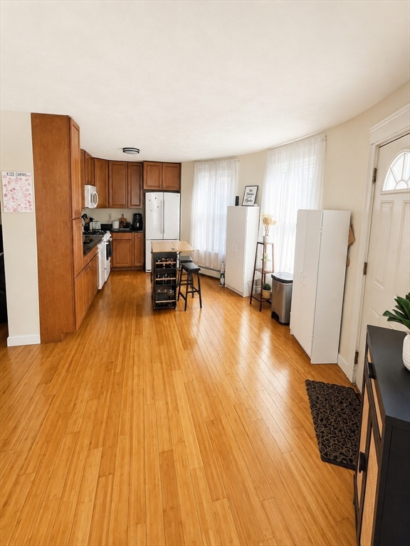 135 Walnut Street, Unit 1 Somerville, MA 02145 - Photo 5 of 15