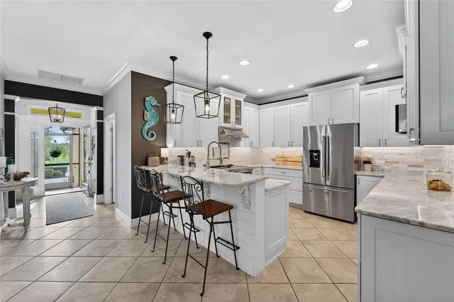 $339,000 | 5455 Sunset Falls Drive, Apollo Beach, FL 33572