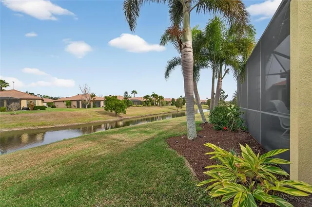 $339,000 | 5455 Sunset Falls Drive, Apollo Beach, FL 33572