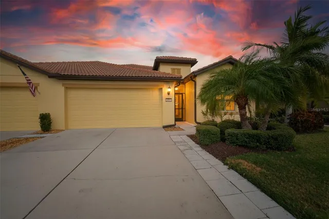 $339,000 | 5455 Sunset Falls Drive, Apollo Beach, FL 33572