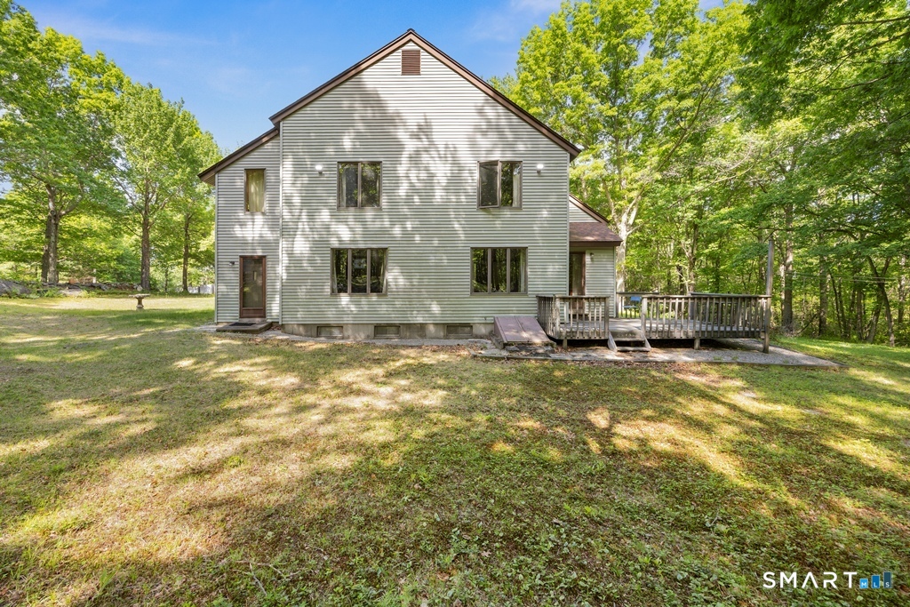 930 Spindle Hill Road Wolcott, CT 06716 - Photo 32 of 40 Exterior back