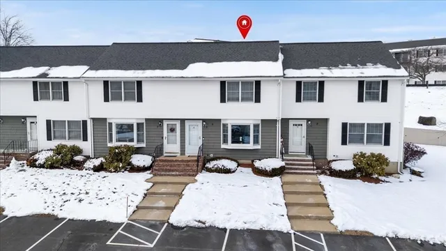 $420,000 | 35 Christopher Drive, Unit 35, Methuen, MA 01844