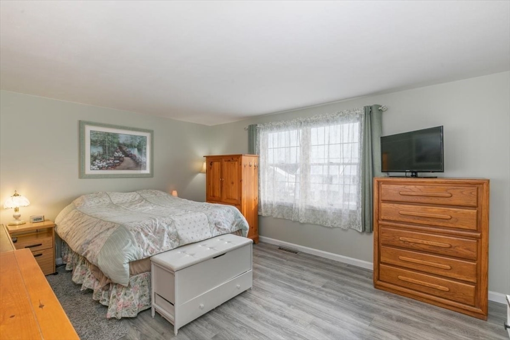 35 Christopher Drive, Unit 35 Methuen, MA 01844 - Photo 18 of 35