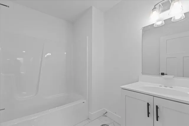 $594,900 | 206 Dale Road, Unit 206, Burlington, VT 05408