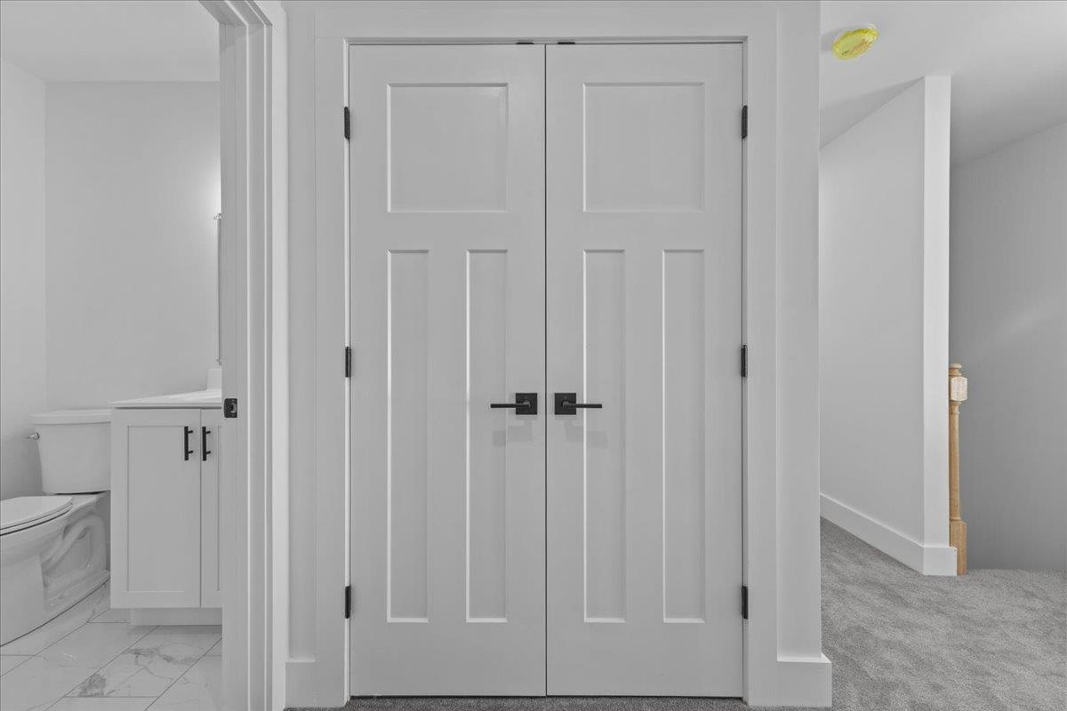 206 Dale Road, Unit 206 Burlington, VT 05408 - Photo 31 of 46