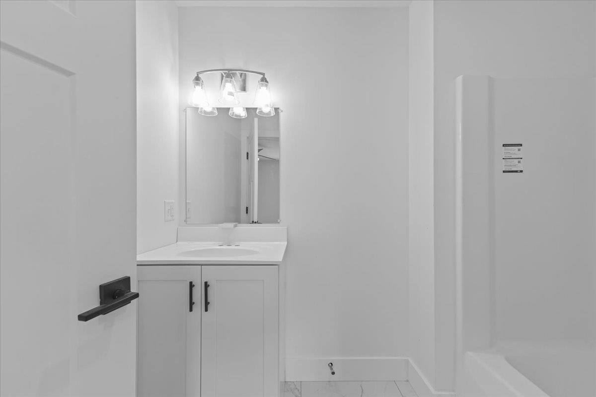 206 Dale Road, Unit 206 Burlington, VT 05408 - Photo 32 of 73