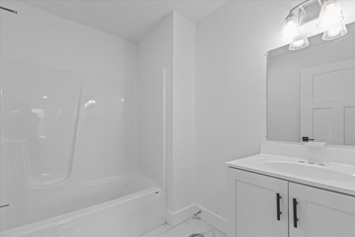 206 Dale Road, Unit 206 Burlington, VT 05408 - Photo 40 of 73