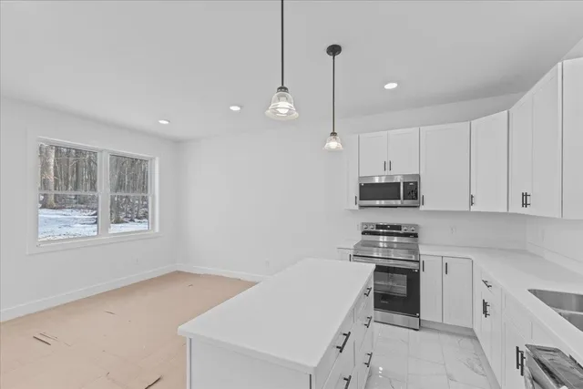 $594,900 | 206 Dale Road, Unit 206, Burlington, VT 05408