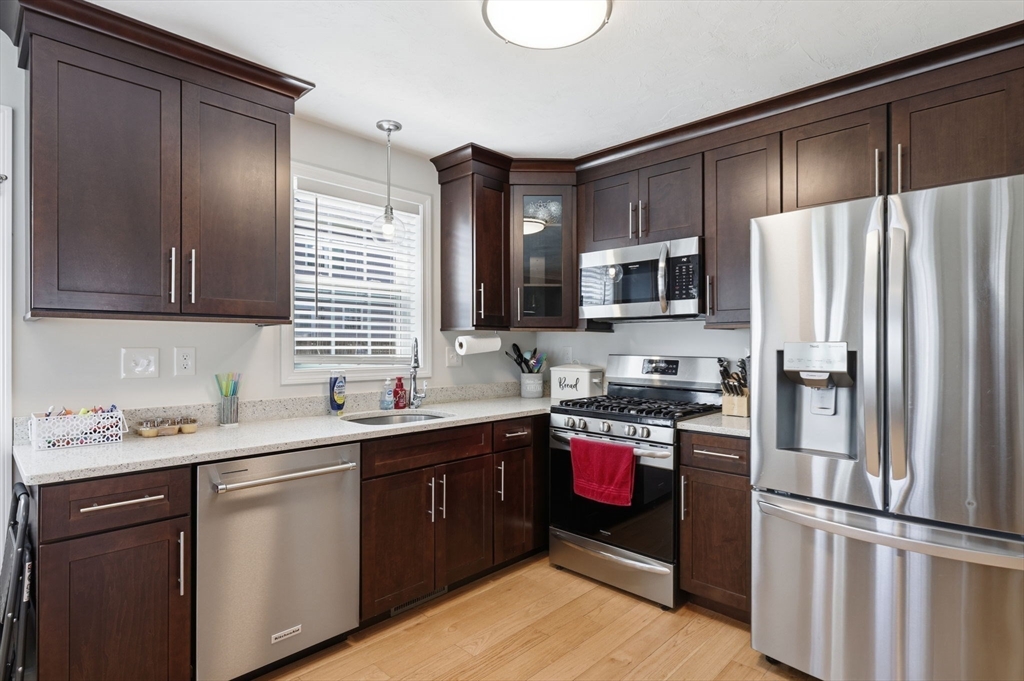 66 Riley Road, Unit 66 Tyngsborough, MA 01879 - Photo 3 of 38 Gallery Image 3