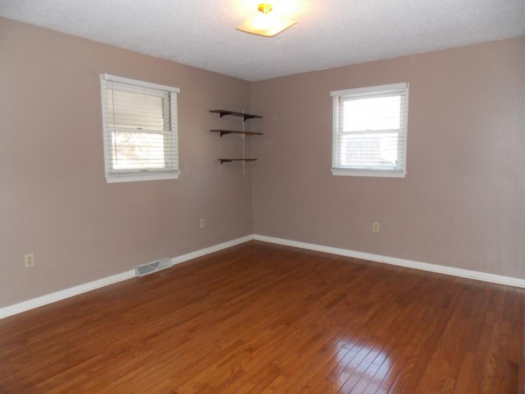 73 Winding Way Road Bristol, VA 24201 - Photo 13 of 19 Photo 13