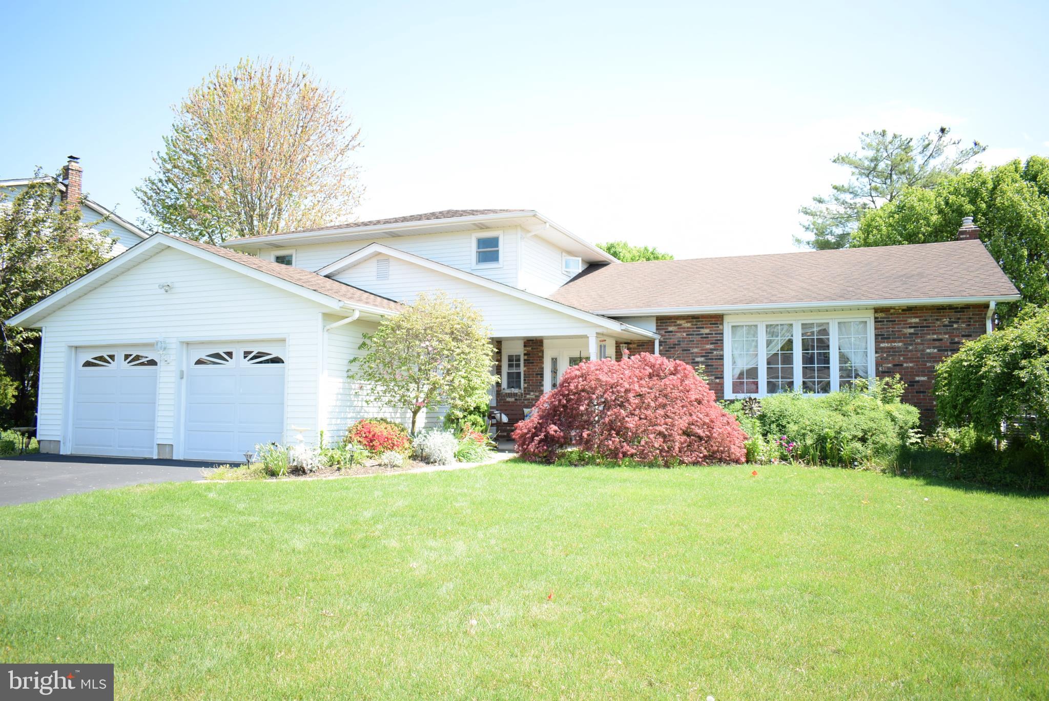 109 Albemarle Road Hamilton, NJ 08690 - Photo 1 of 39