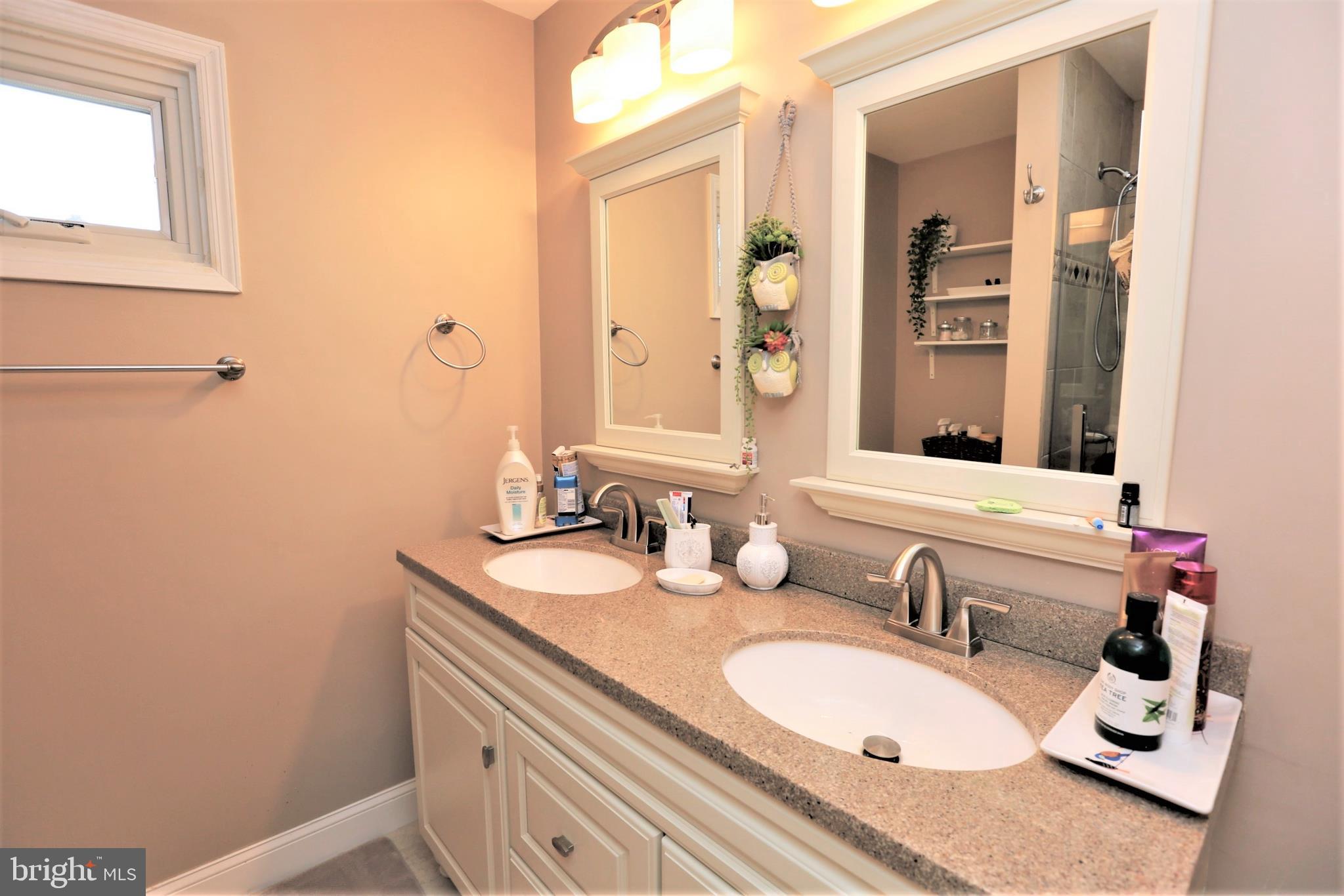 109 Albemarle Road Hamilton, NJ 08690 - Photo 24 of 39