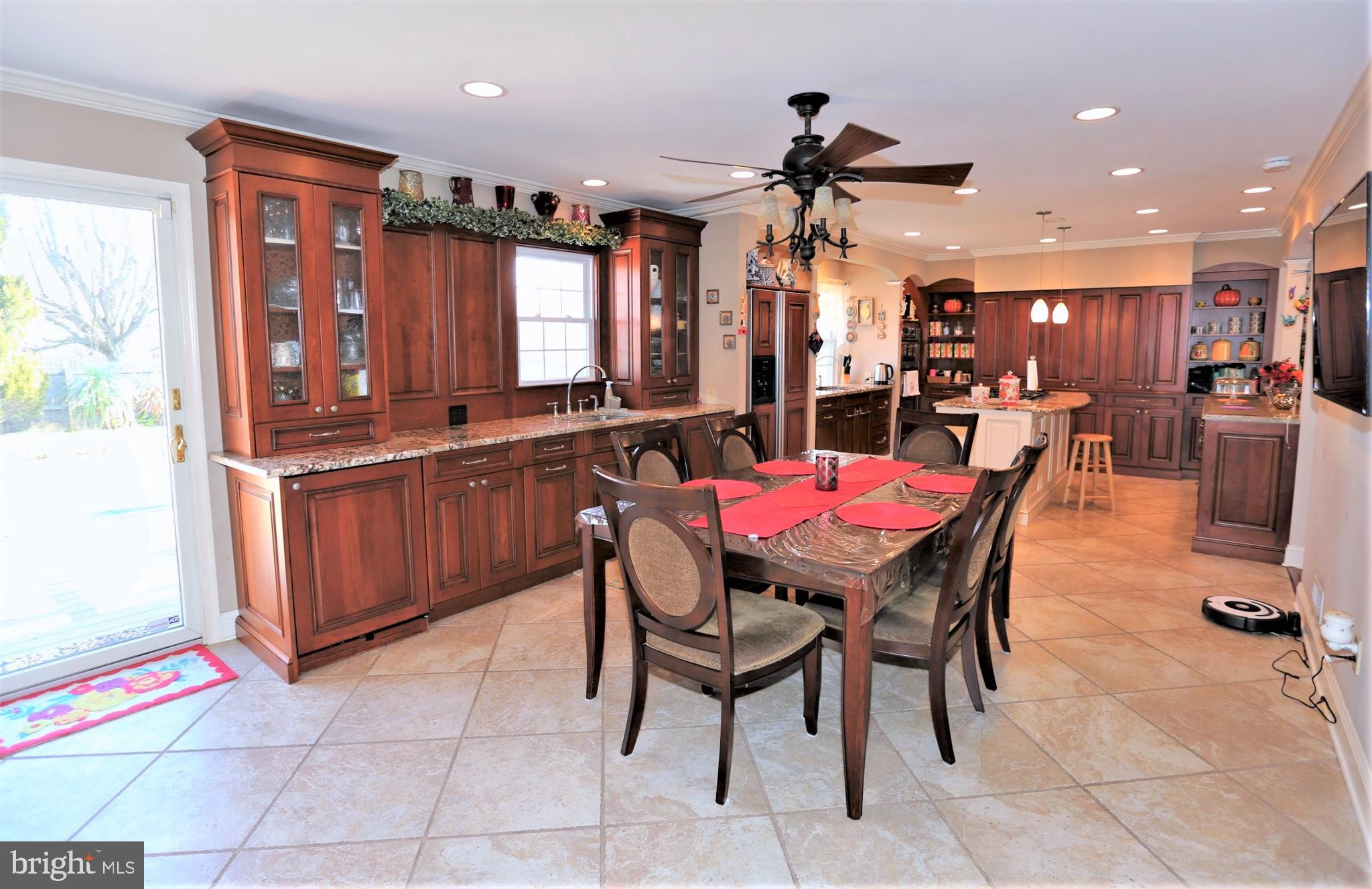 109 Albemarle Road Hamilton, NJ 08690 - Photo 7 of 39