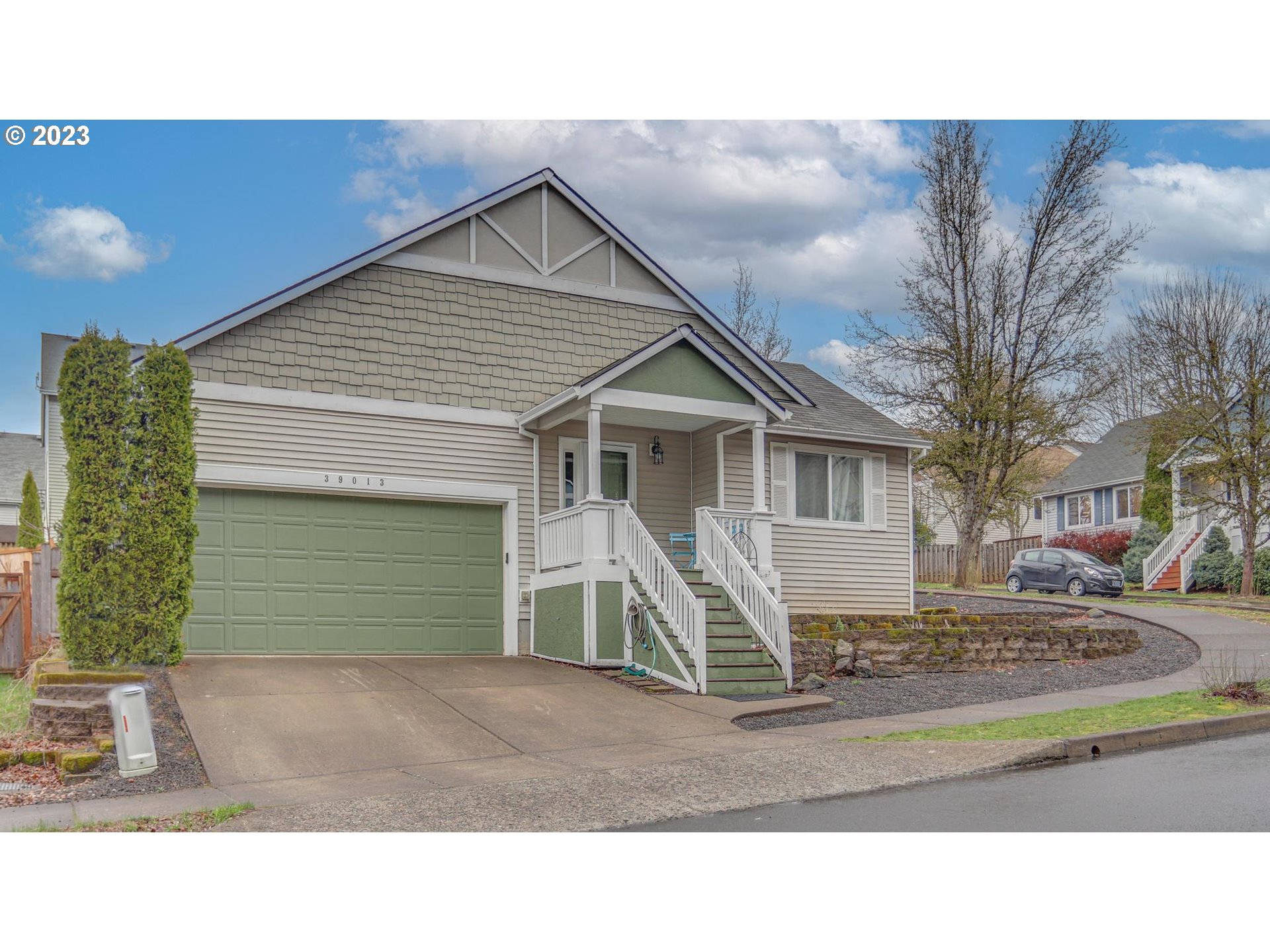 39013 Jerger Street Sandy, OR 97055 - Photo 3 of 32 Gallery Image 3