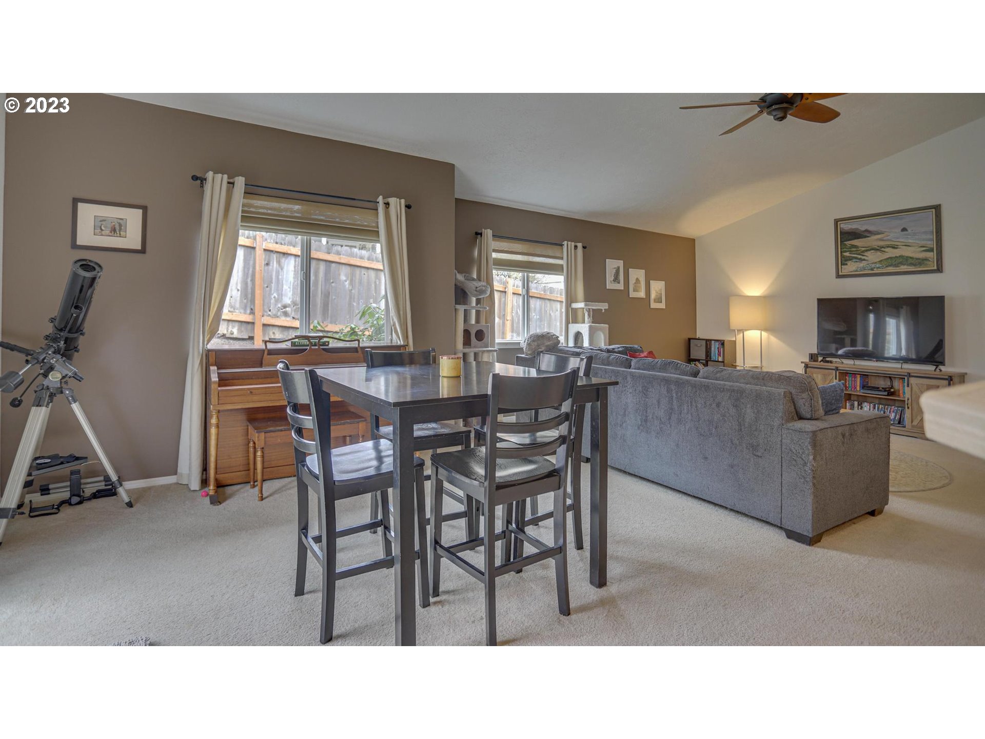 39013 Jerger Street Sandy, OR 97055 - Photo 6 of 32 Gallery Image 6