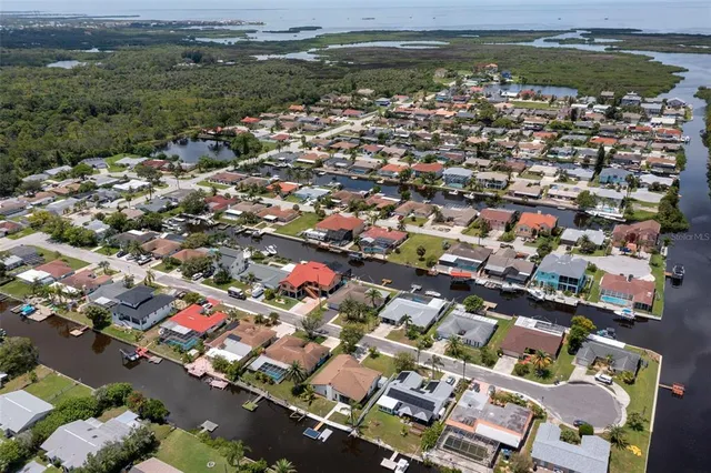 $3,000 | 9910 Island Harbor Drive, Port Richey, FL 34668