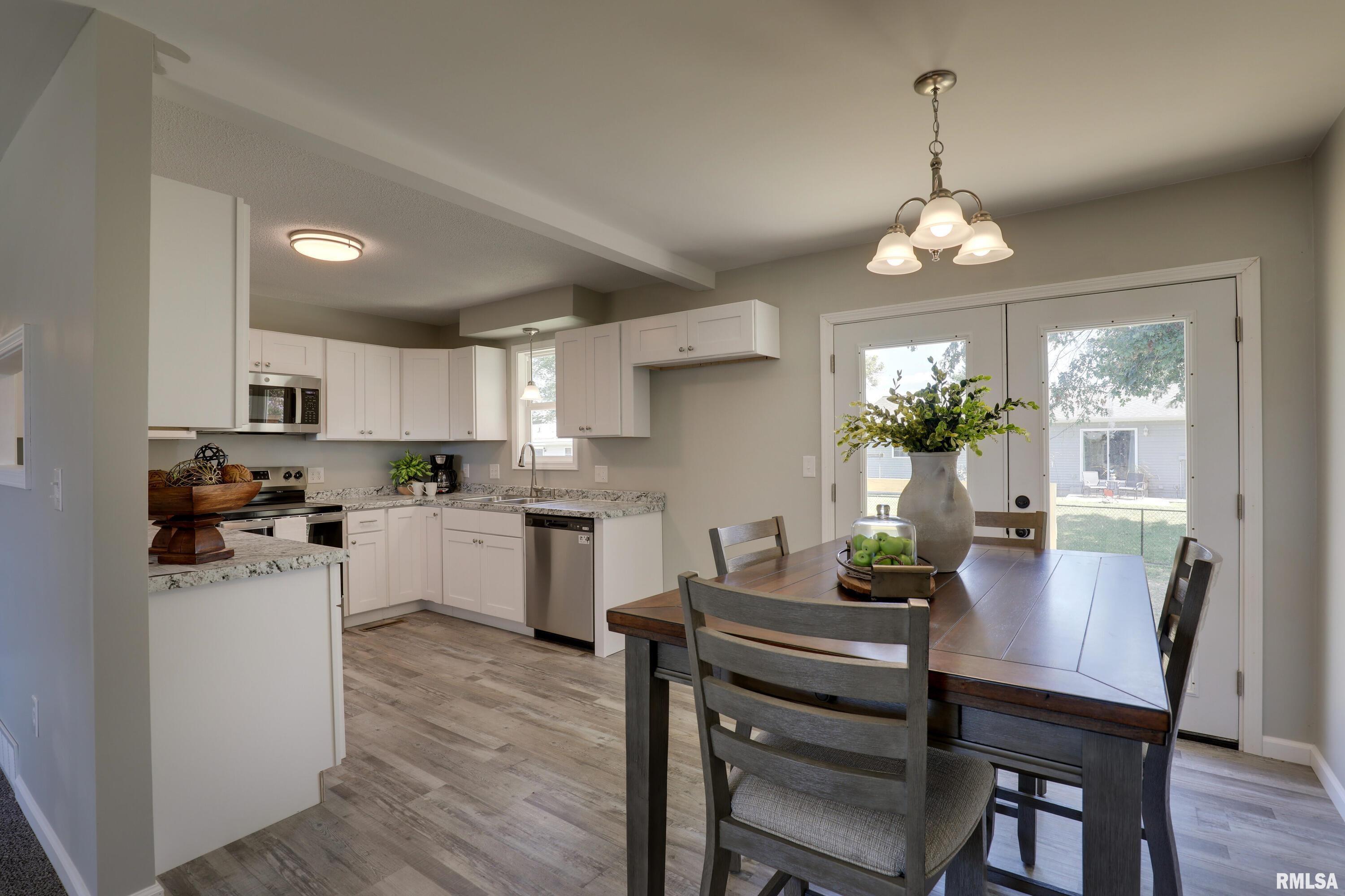 404 North David Street Liberty, IL 62347 - Photo 6 of 27