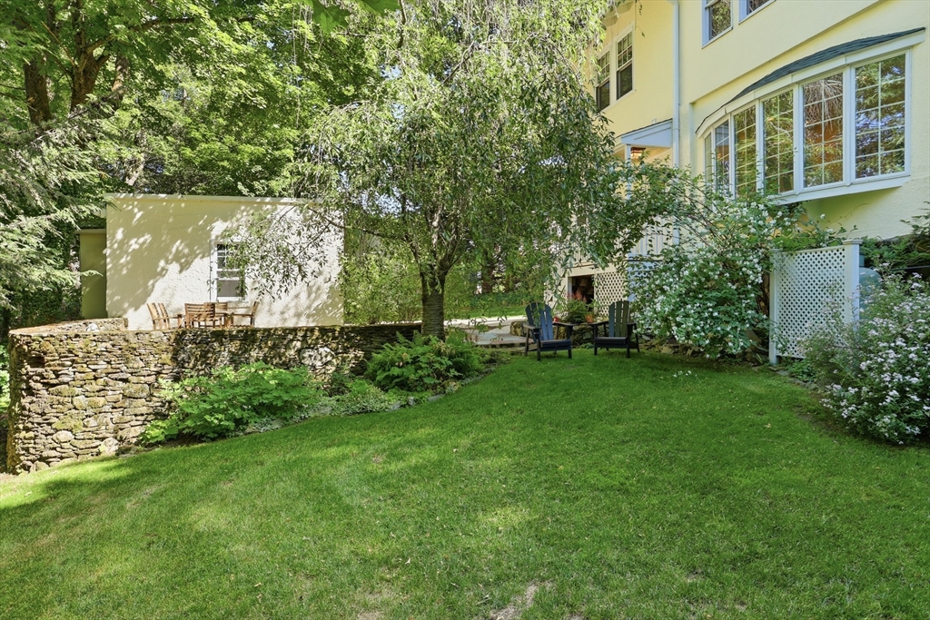 6 Oakmount Circle Lexington, MA 02420 - Photo 25 of 30