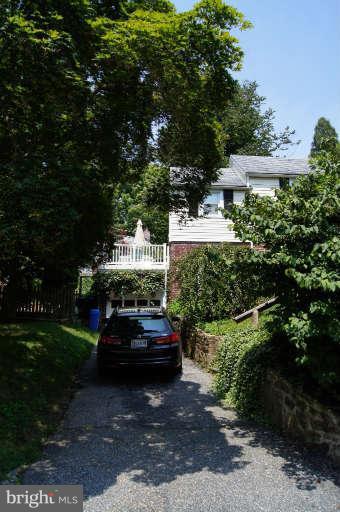 306 Worthington Road Baltimore, MD 21286 - Photo 18 of 23 Paved driveway