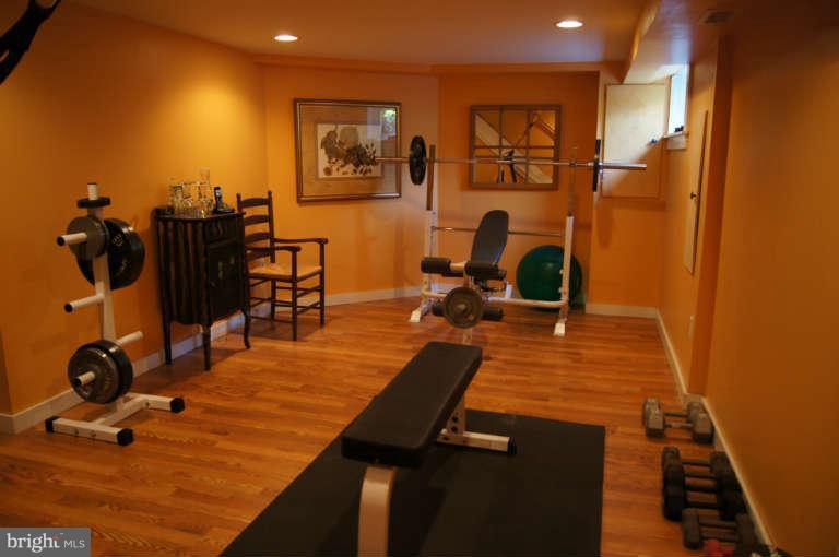 306 Worthington Road Baltimore, MD 21286 - Photo 19 of 23 Finished with wood like flooring
