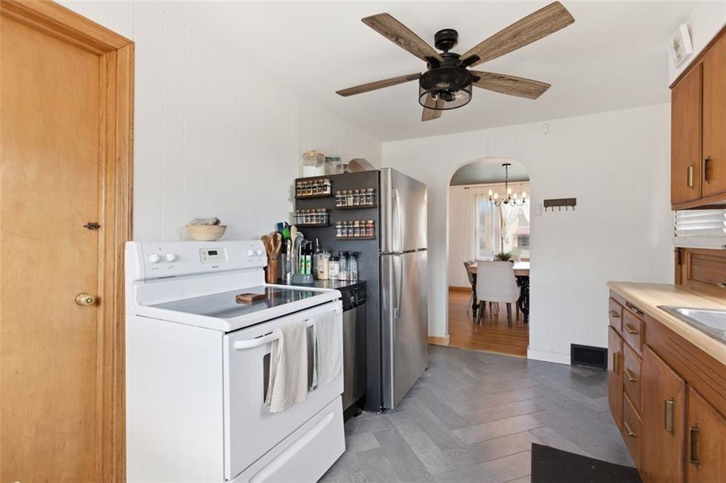 1201 Midland Beaver Road Industry, PA 15052 - Photo 14 of 31