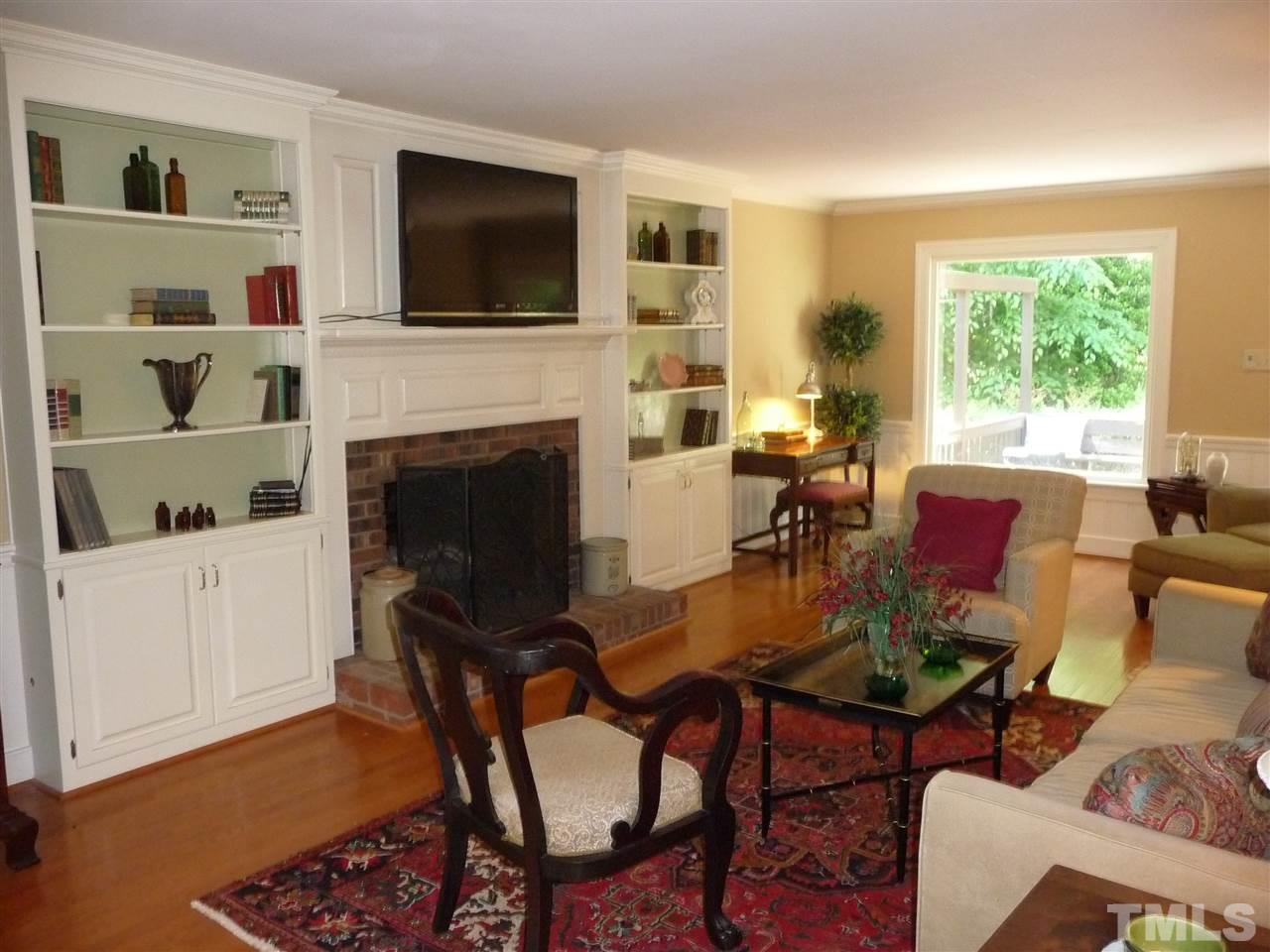 2204 Digby Court Raleigh, NC 27613 - Photo 3 of 25