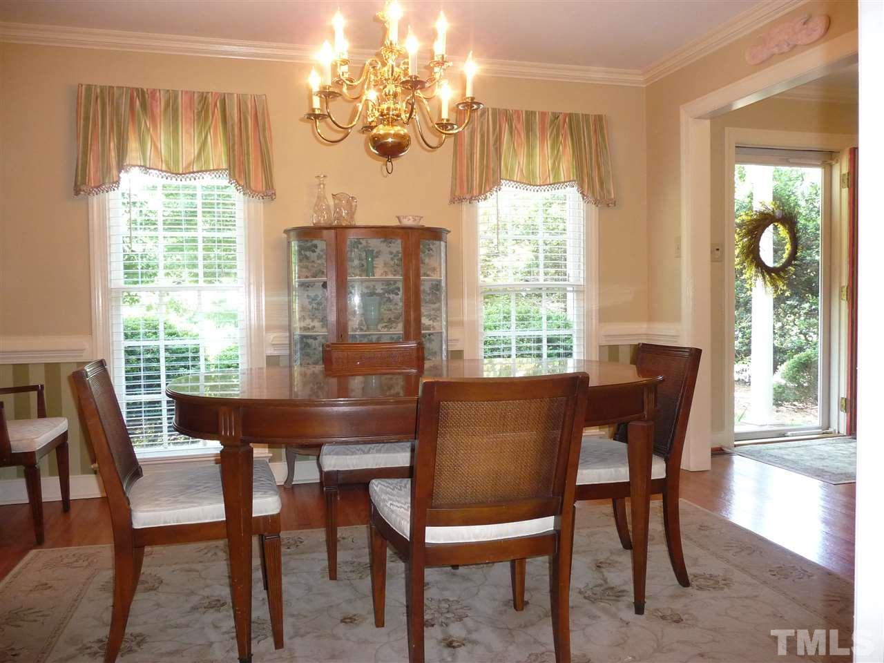 2204 Digby Court Raleigh, NC 27613 - Photo 5 of 25