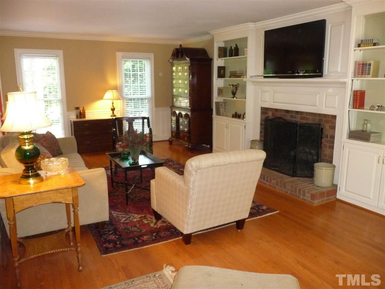 2204 Digby Court Raleigh, NC 27613 - Photo 7 of 25