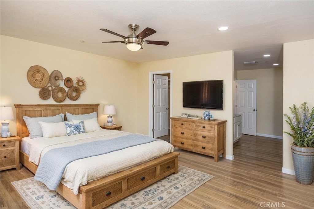 19208 Stonegate Road Hidden Valley Lake, CA 95467 - Photo 15 of 35 Virtual staged Primary