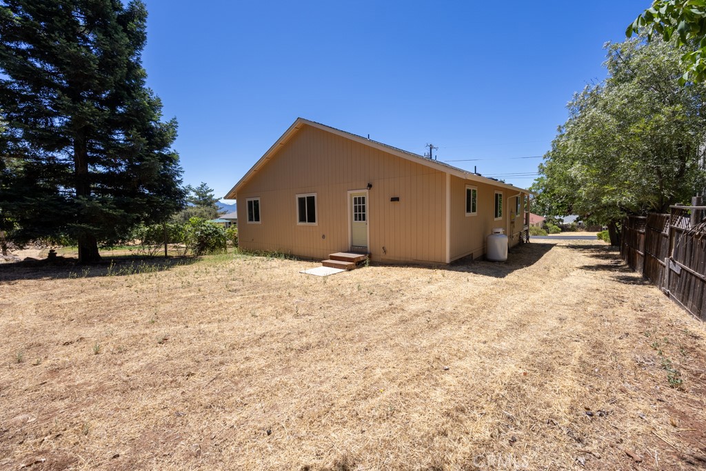 19208 Stonegate Road Hidden Valley Lake, CA 95467 - Photo 27 of 35