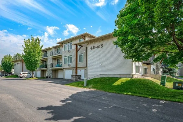 $290,000 | 22855 East Country Vista Drive, Unit 414, Liberty Lake, WA 99019