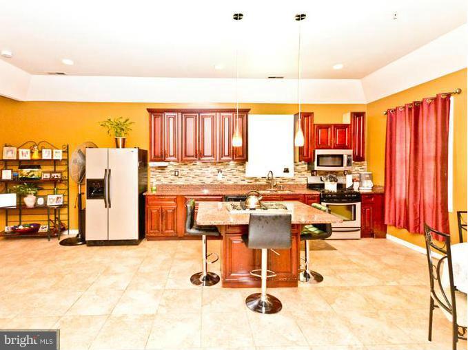1998 Ritchie Road District Heights, MD 20747 - Photo 4 of 19 Kitchen