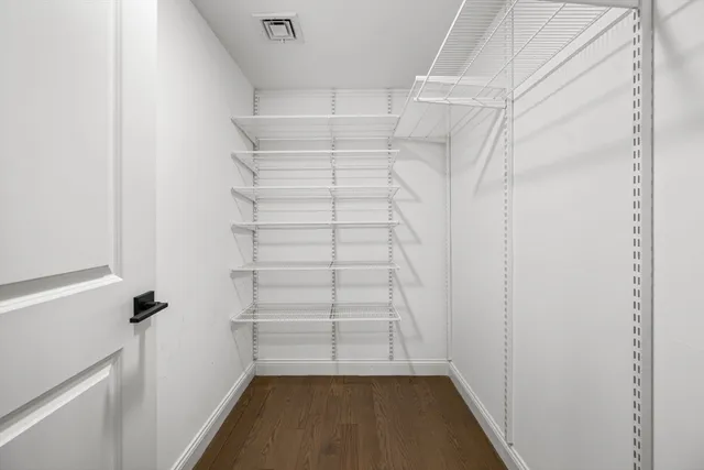 $3,200 | 229 East Eagle Street, Unit 2, Boston, MA 02128