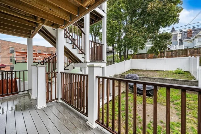 $3,200 | 229 East Eagle Street, Unit 2, Boston, MA 02128