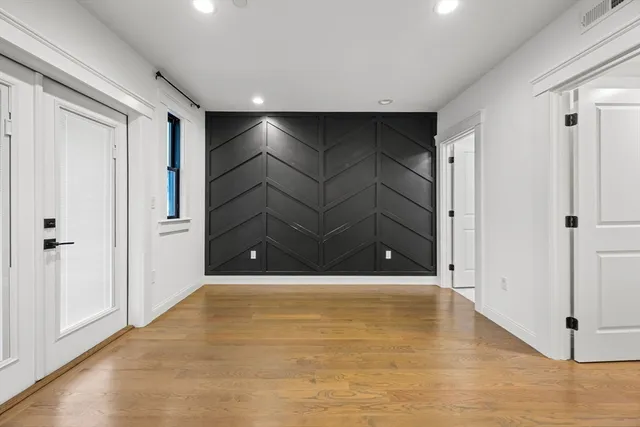 $3,200 | 229 East Eagle Street, Unit 2, Boston, MA 02128