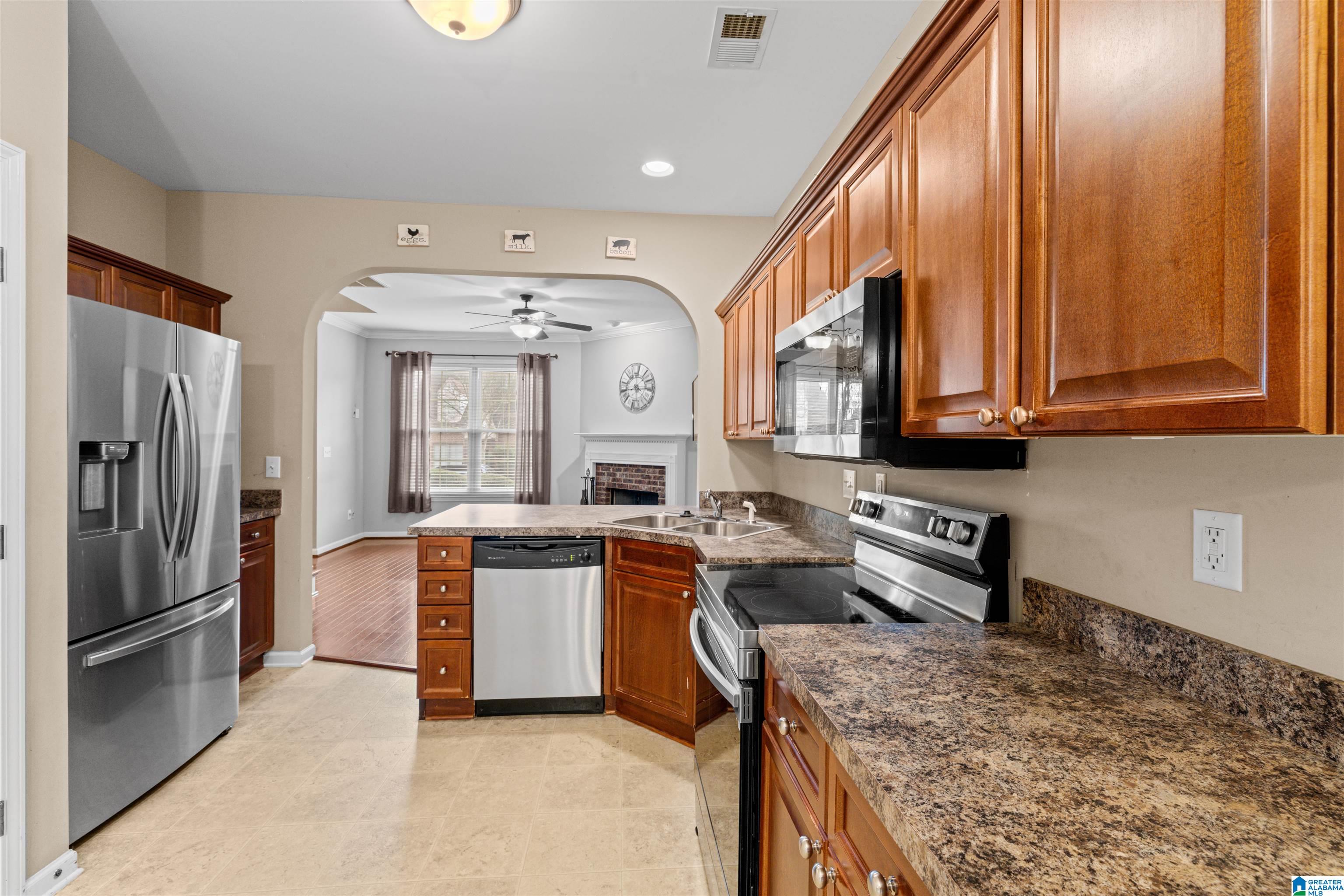 2340 Ridgemont Drive Birmingham, AL 35244 - Photo 9 of 18
