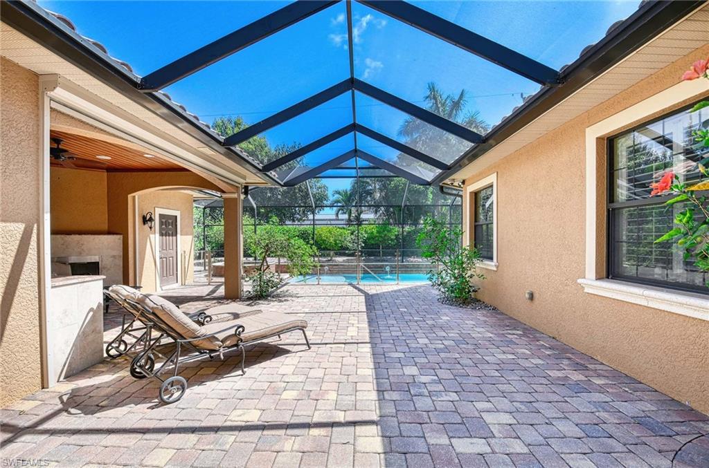 672 Fairway Terrace Naples, FL 34103 - Photo 24 of 40
