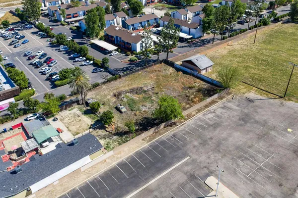 $2,200,000 | 3280 McCall Avenue, Selma, CA 93662