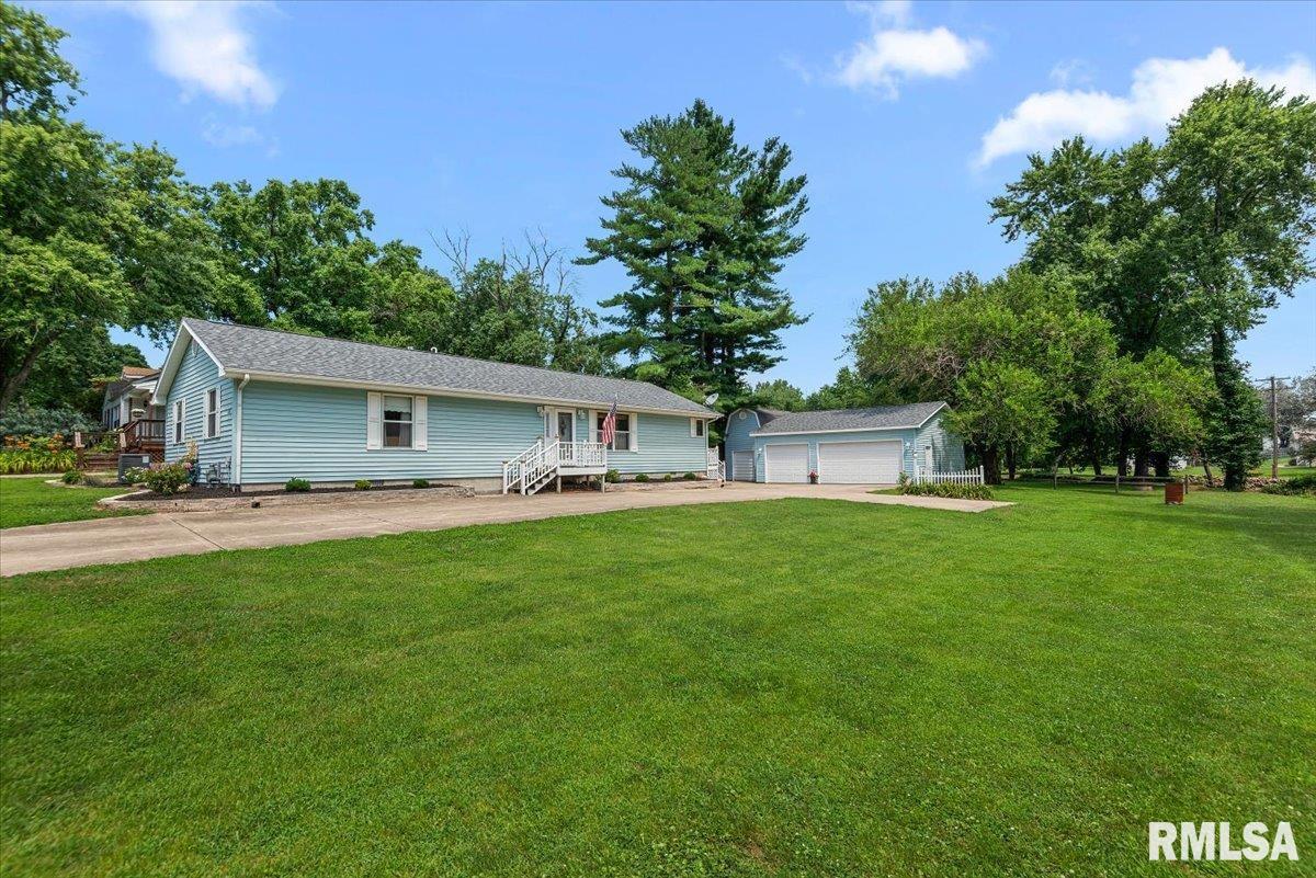 217 East Mill Street Rochester, IL 62563 - Photo 1 of 34 Gallery Image 1