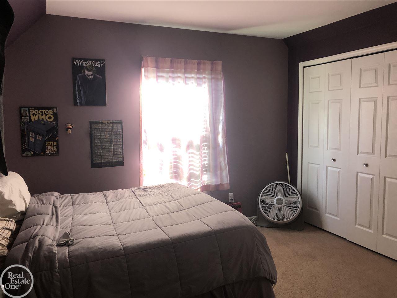 2202 Michigan Road Port Huron, MI 48060 - Photo 11 of 23 31373459-10.JPG